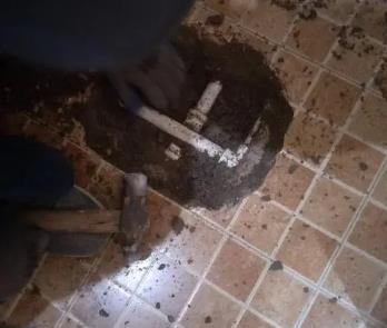 日照卫生间漏水维修公司为您分享下卫生间渗水如何处理及注意事项