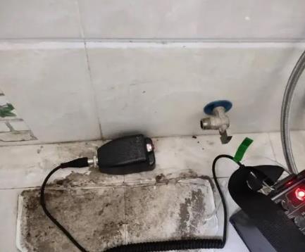 日照屋顶漏水维修公司分享下卫生间漏水的危害及解决方法